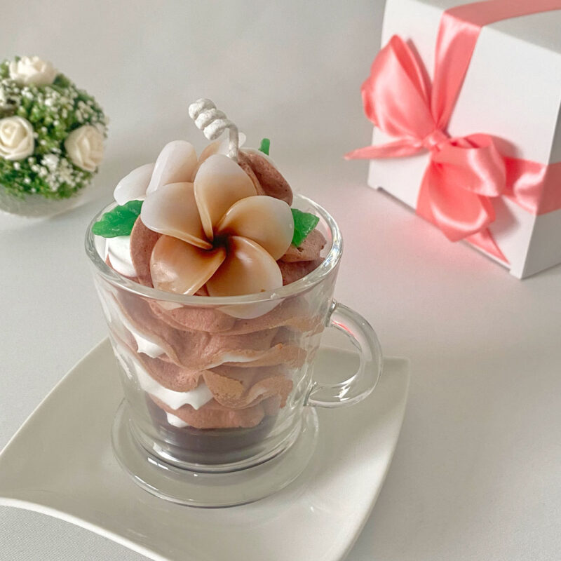 Bougie Délice Monoï parfum Chocolat..